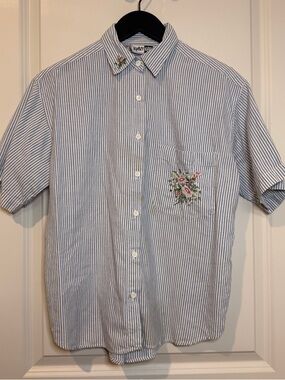 Blue Stripe Short-Sleeve Button-Up Shirt with Embroidered Pocket